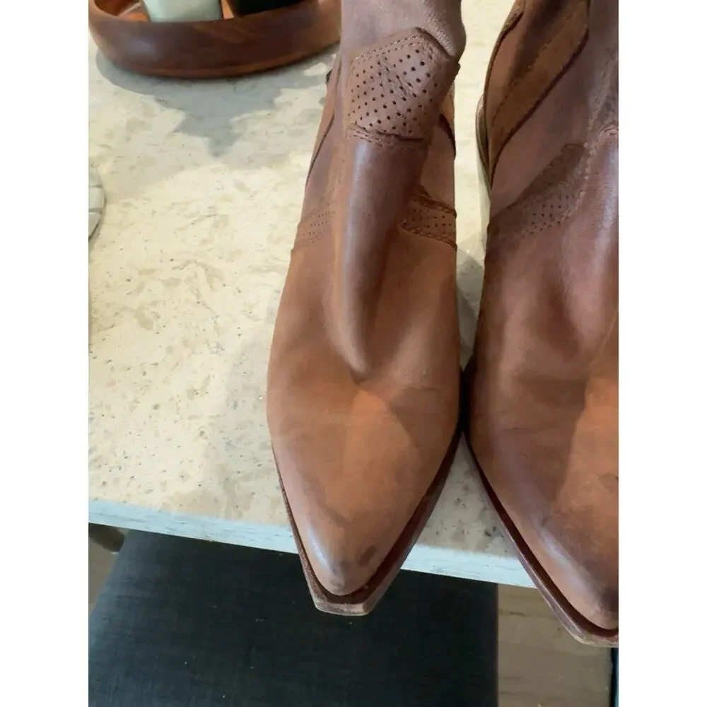 Dolce Vita Women’ s Size 10 Western Cowboy Boots Leather Upper Pointed Toe Mid